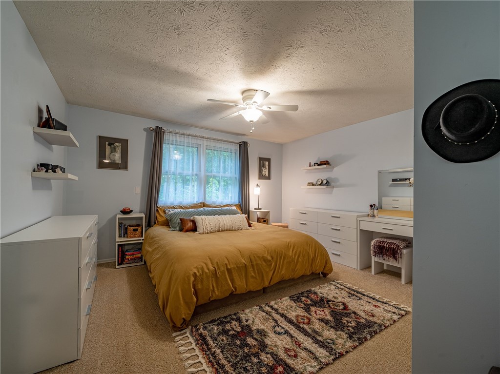 47 Westover Drive Webster, NY 14580 - Photo 14 of 29