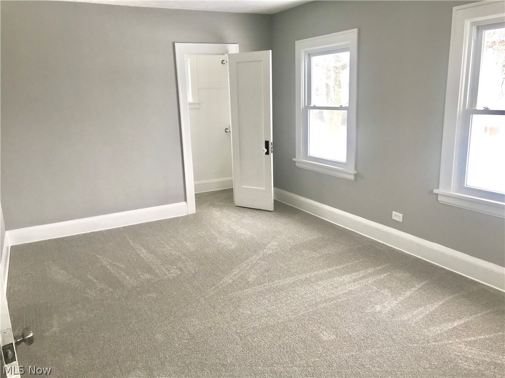 4698 Burleigh Road Cleveland, OH 44125 - Photo 16 of 29