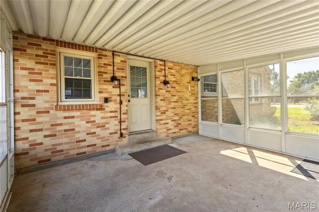 $357,375 | 17707 Wild Horse Creek Road, Chesterfield, MO 63005