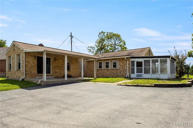 $357,375 | 17707 Wild Horse Creek Road, Chesterfield, MO 63005