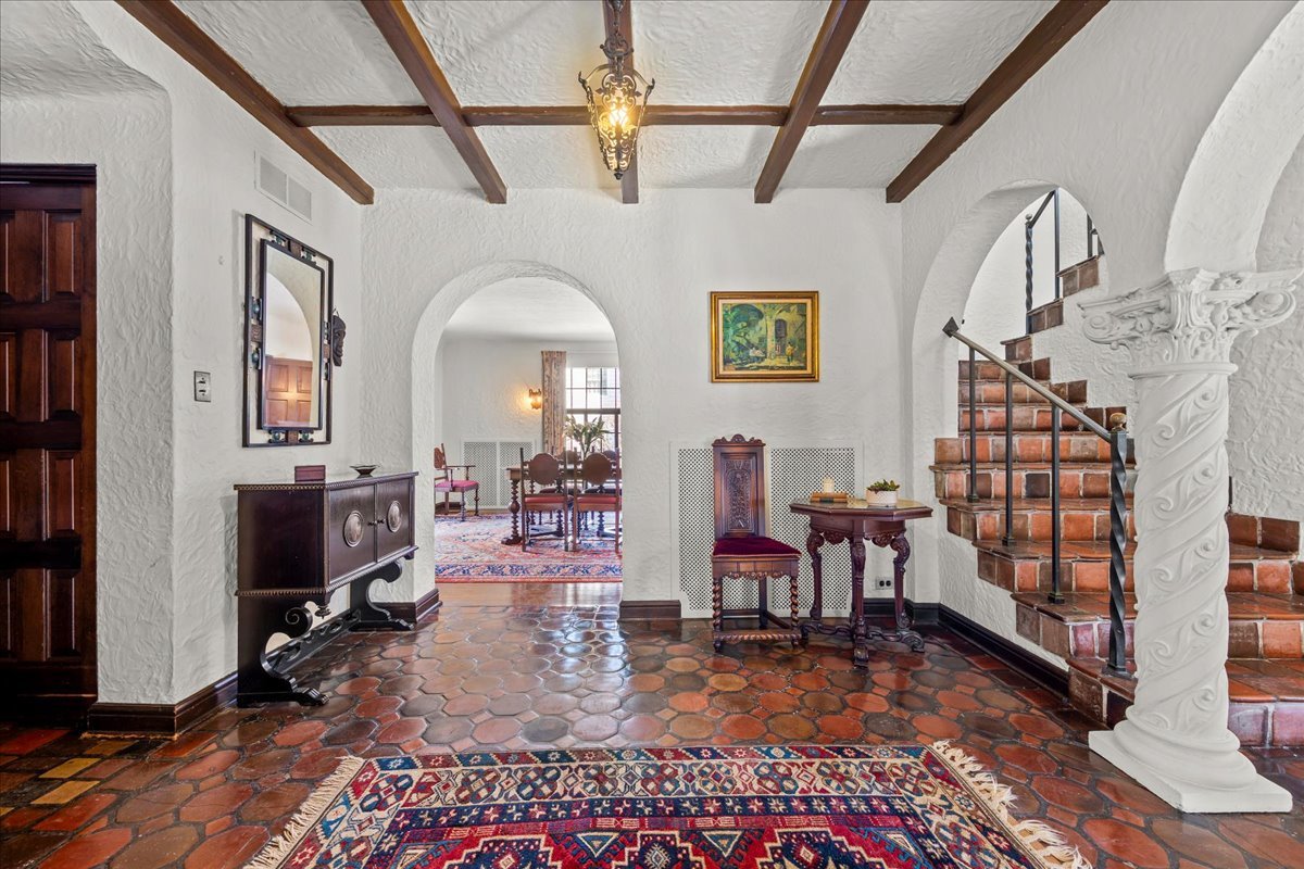 260 Oxford Road Kenilworth, IL 60043 - Photo 15 of 61