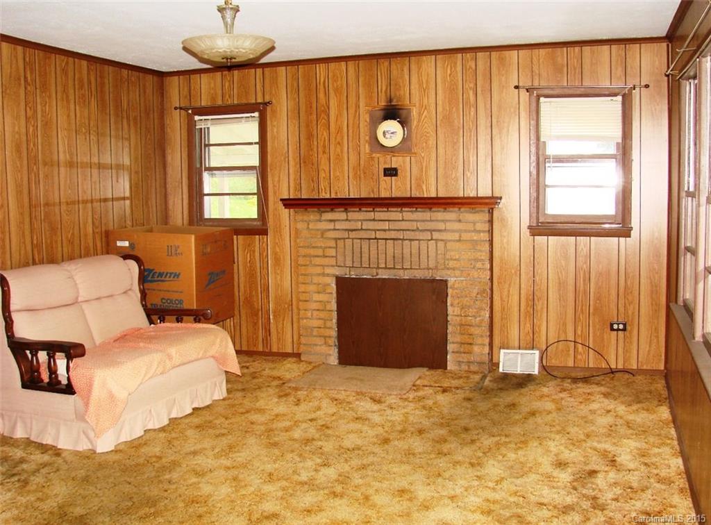 632 Banjo Branch Road Mars Hill, NC 28754 - Photo 3 of 24 Gallery Image 3