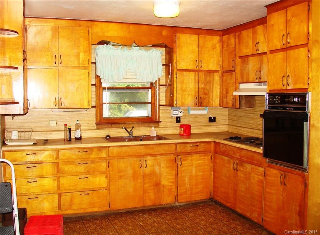 632 Banjo Branch Road Mars Hill, NC 28754 - Photo 6 of 24 Gallery Image 6