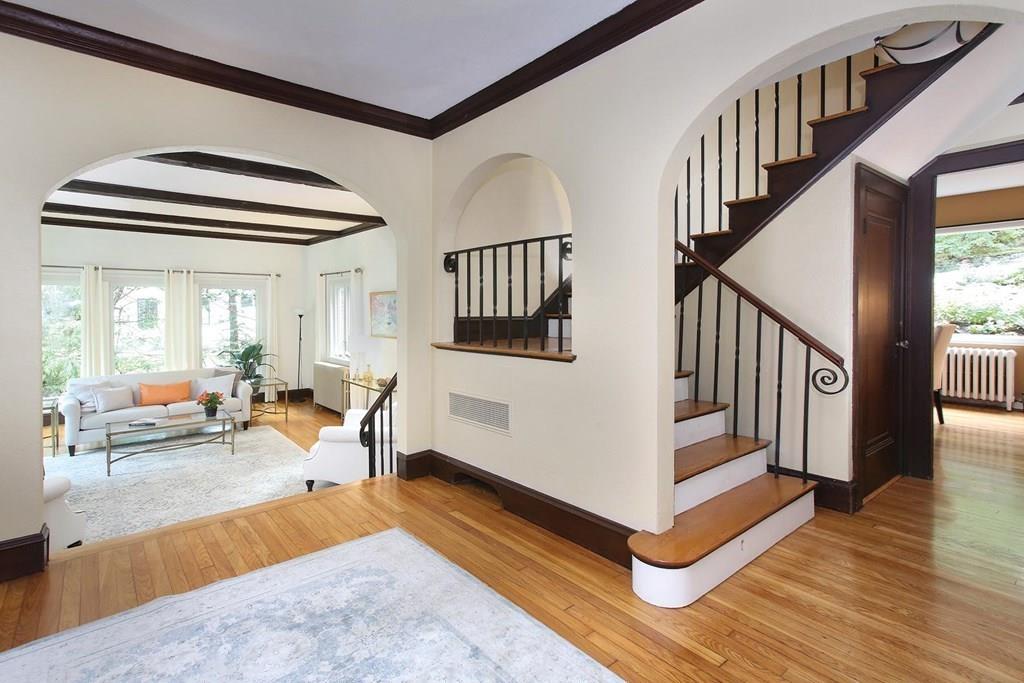 91 Intervale Road Newton, MA 02459 - Photo 4 of 15