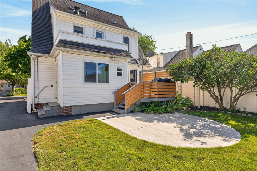 220 Barry Road Irondequoit, NY 14617 - Photo 33 of 34