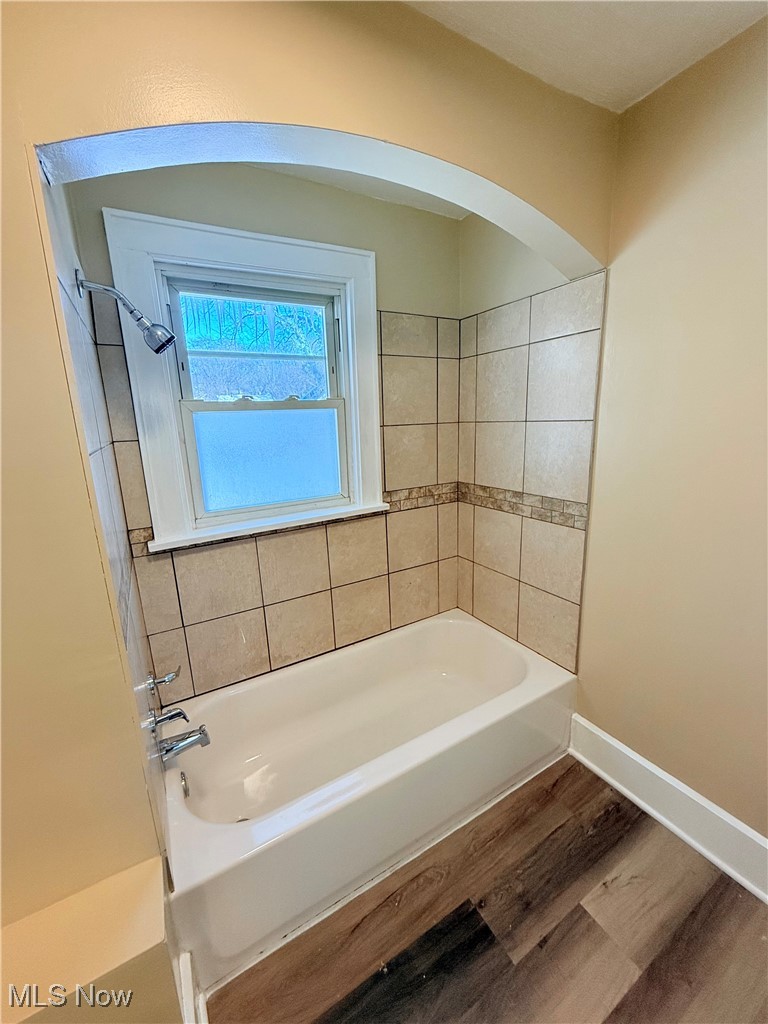 649 Inman Street Akron, OH 44306 - Photo 14 of 16 Shower view.