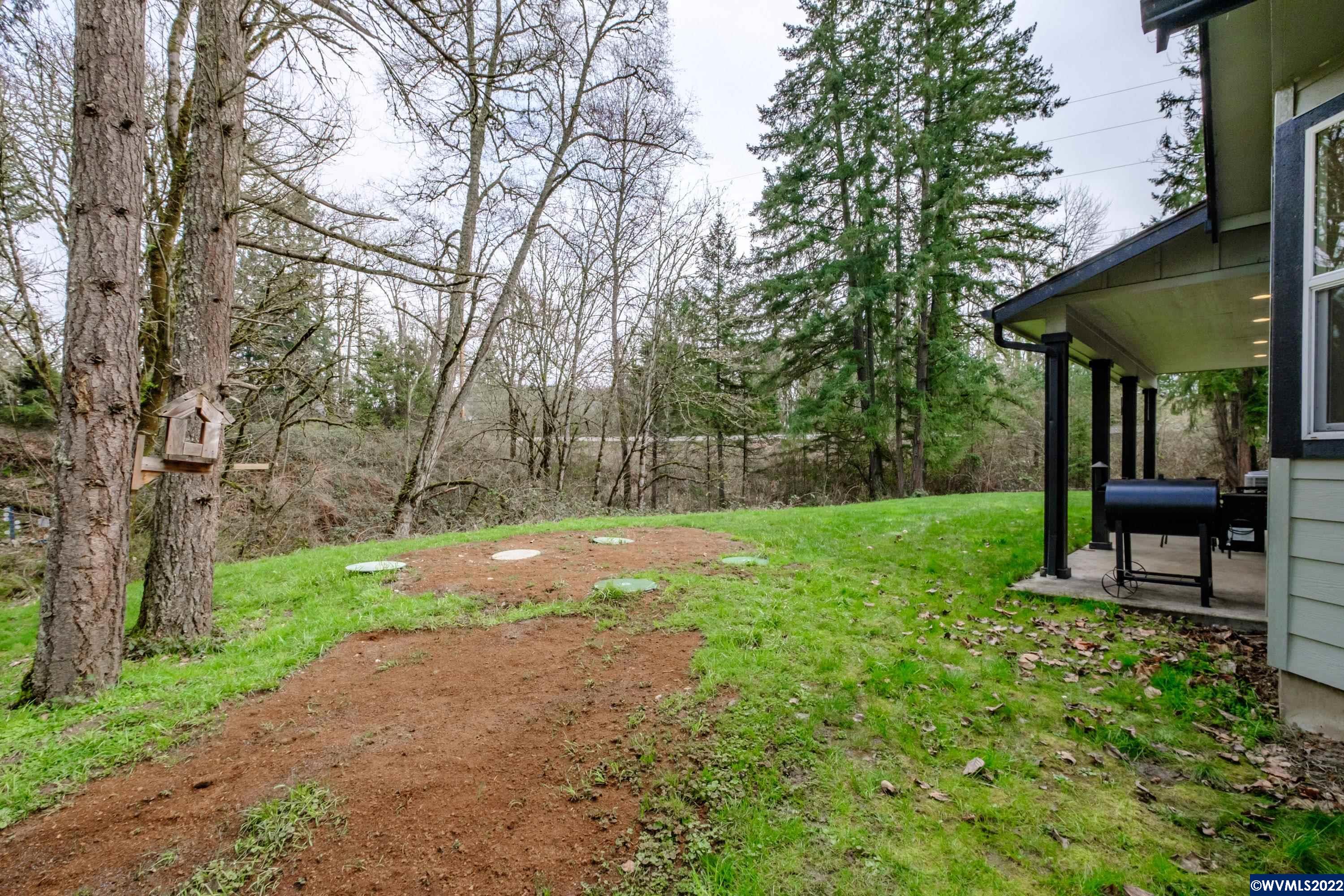 33008 Brewster Road Lebanon, OR 97355 - Photo 36 of 42 Gallery Image 36