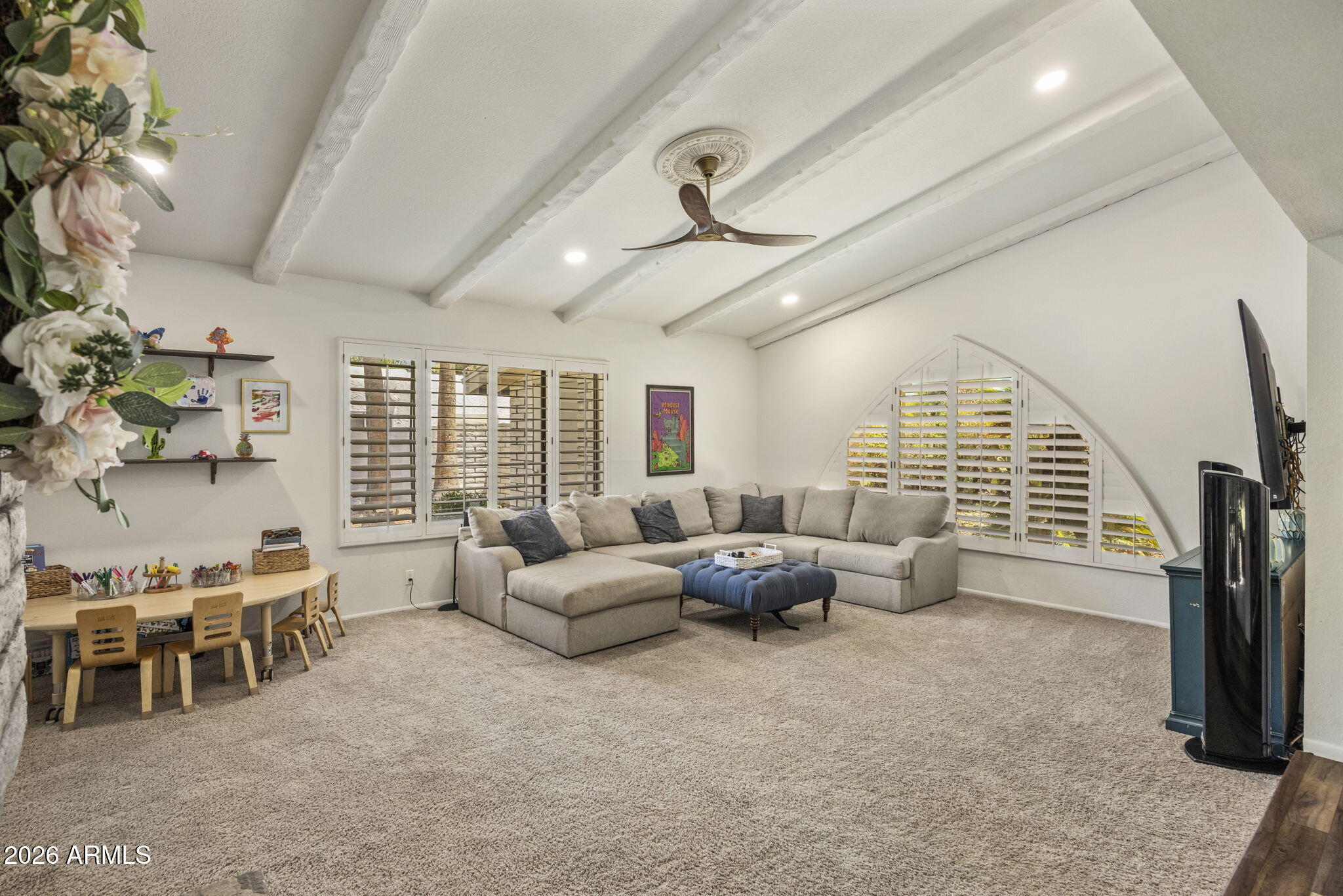 52 West Thunderbird Road Phoenix, AZ 85023 - Photo 7 of 38