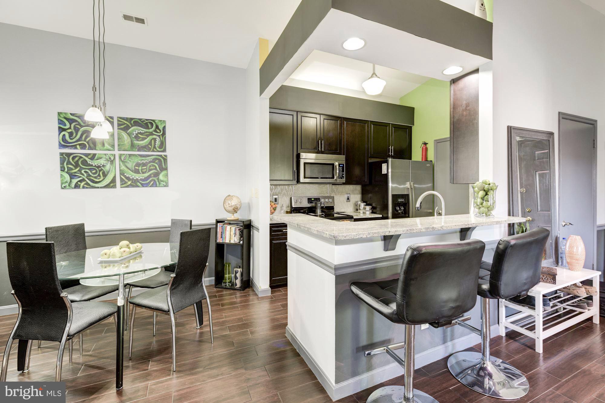 13703 Modrad Way, Unit 33 Silver Spring, MD 20904 - Photo 14 of 29 Bar Area (Off-Kitchen)