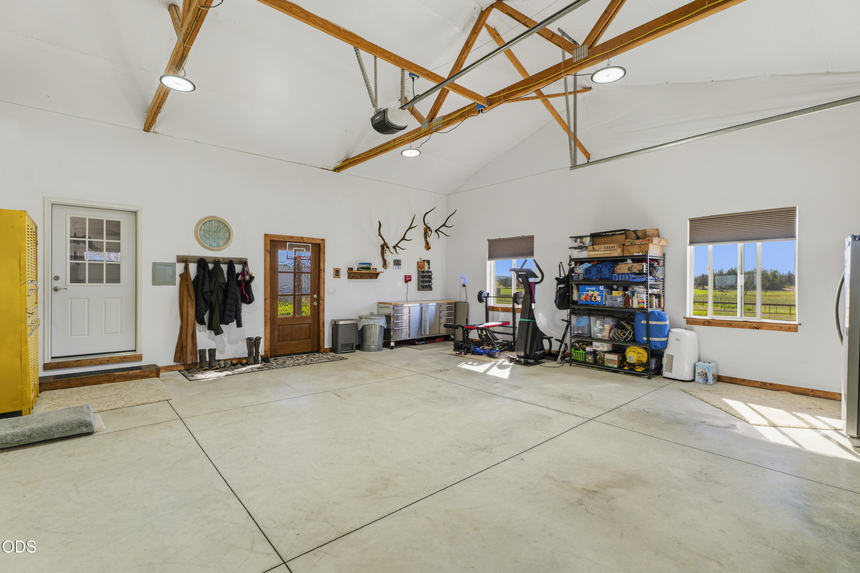 4793 Southwest Williams Road Powell Butte, OR 97753 - Photo 21 of 45