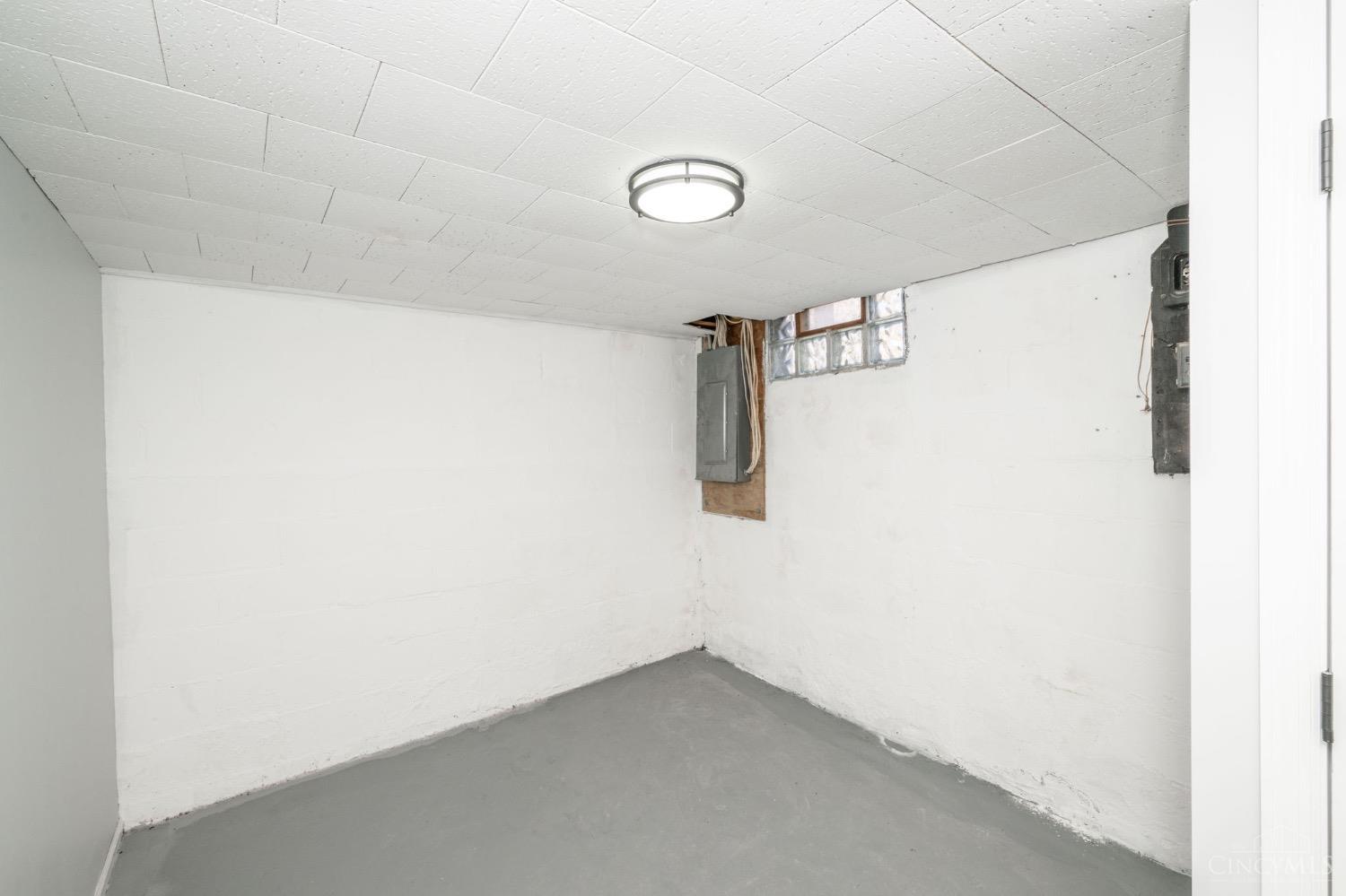 4219 Delhi Road Cincinnati, OH 45238 - Photo 43 of 51 Gallery Image 43
