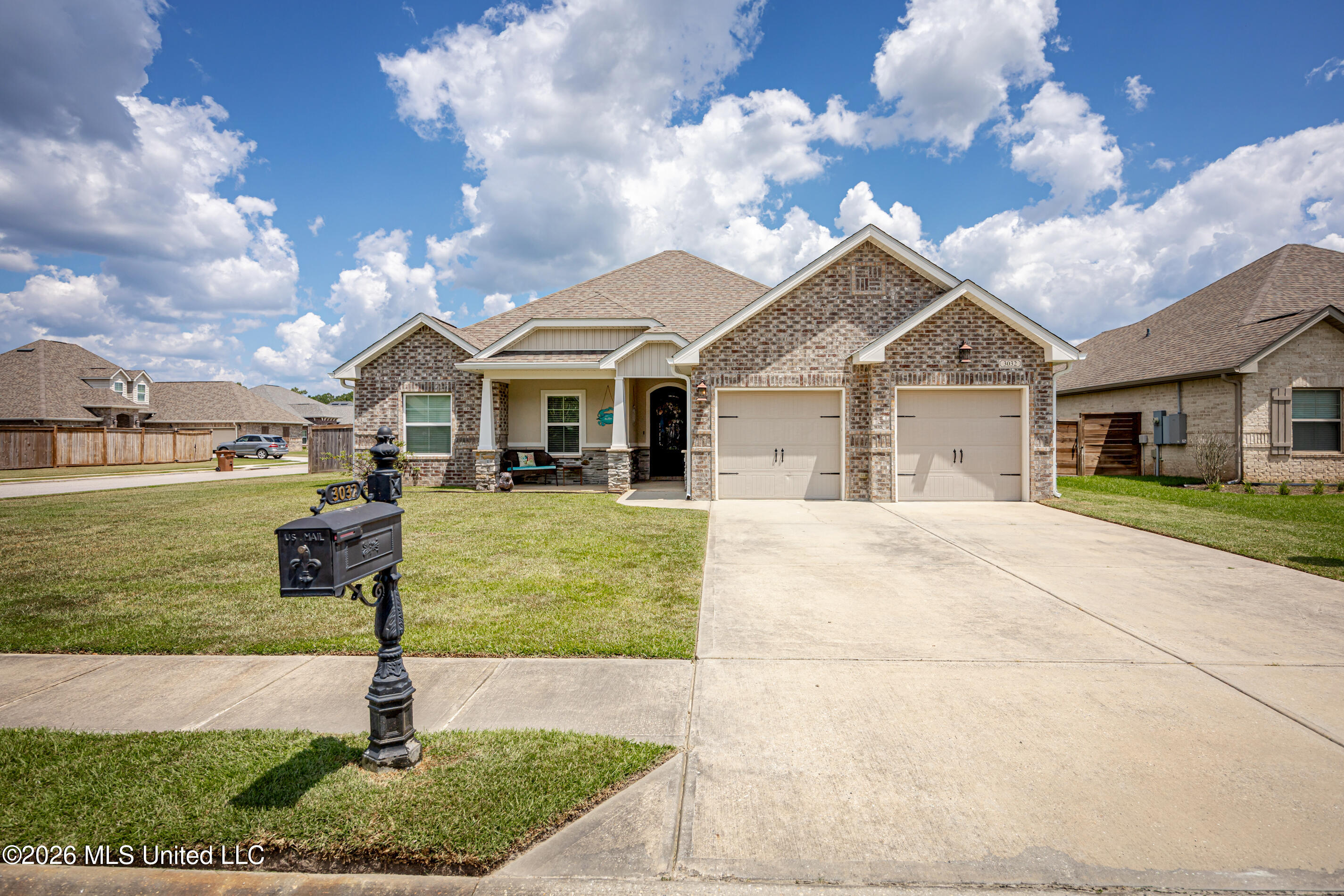 3032 Rue Michelle D'Iberville, MS 39540 - Photo 3 of 67 IMG_8533