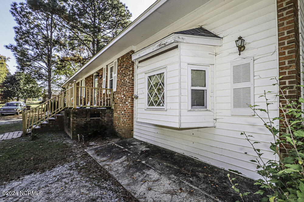 351 Wises Store Road Murfreesboro, NC 27855 - Photo 3 of 32 0009-IMG_8095