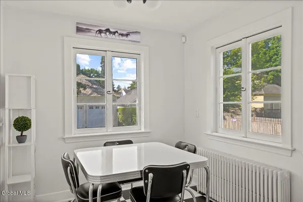 $19,500 | 162 Lake Avenue, Saratoga Springs, NY 12866