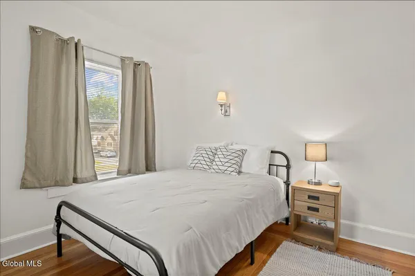 $19,500 | 162 Lake Avenue, Saratoga Springs, NY 12866