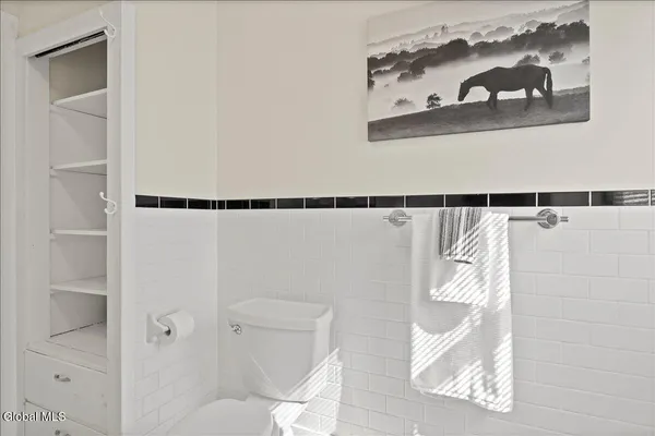 $19,500 | 162 Lake Avenue, Saratoga Springs, NY 12866