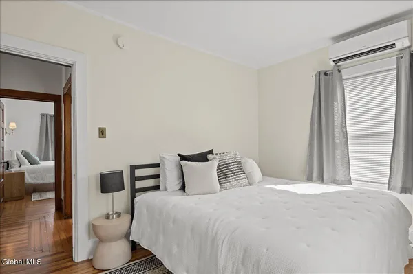 $19,500 | 162 Lake Avenue, Saratoga Springs, NY 12866