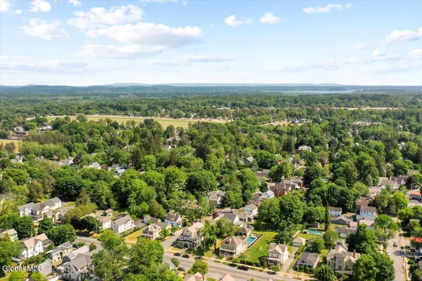 $19,500 | 162 Lake Avenue, Saratoga Springs, NY 12866