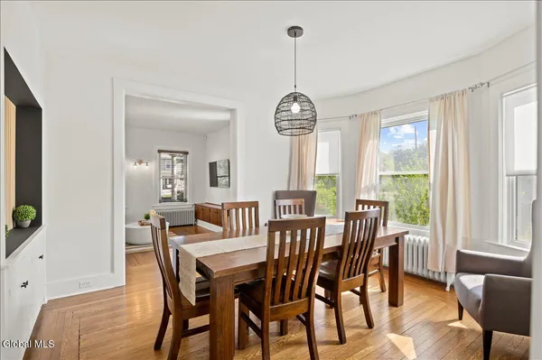 $19,500 | 162 Lake Avenue, Saratoga Springs, NY 12866