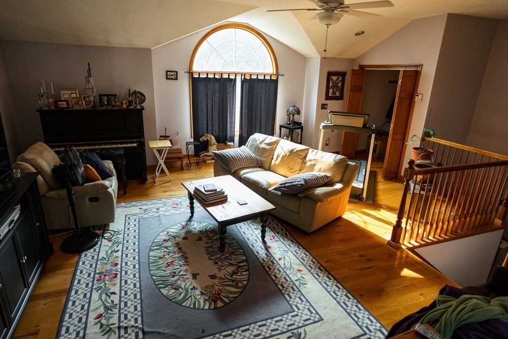 164 Chestnut Hill Road Millville, MA 01529 - Photo 20 of 29 Gallery Image 20