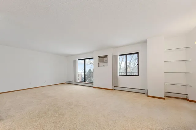 $230,000 | 1111 Elway Street, Unit 609, St. Paul, MN 55116