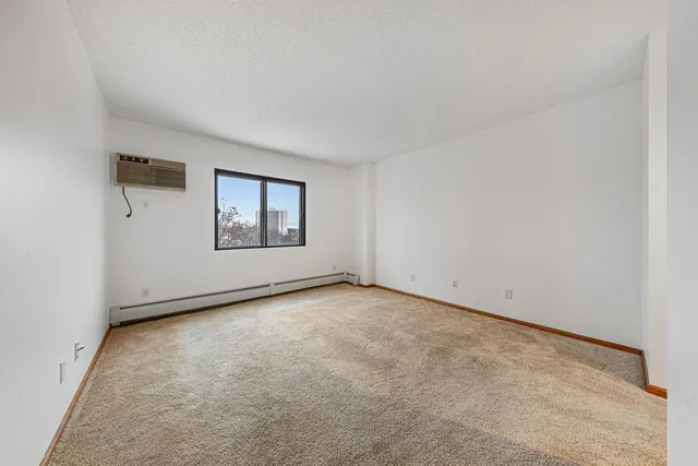 $230,000 | 1111 Elway Street, Unit 609, St. Paul, MN 55116