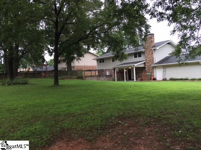 415 Adams Mill Road Mauldin, SC 29662 - Photo 3 of 24