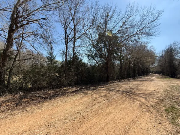 $255,000 | 445 St Fairfield Tx 75840, Fairfield, TX 75840