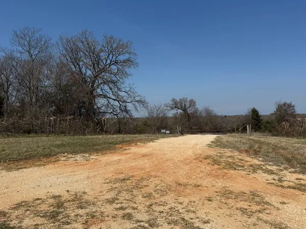 $255,000 | 445 St Fairfield Tx 75840, Fairfield, TX 75840