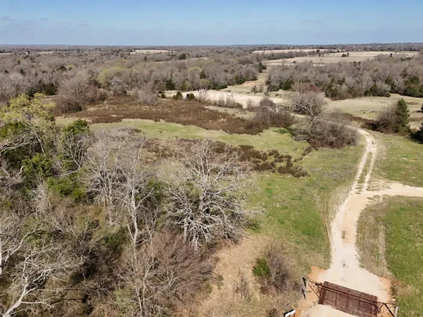 $255,000 | 445 St Fairfield Tx 75840, Fairfield, TX 75840