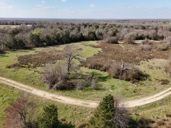 $255,000 | 445 St Fairfield Tx 75840, Fairfield, TX 75840