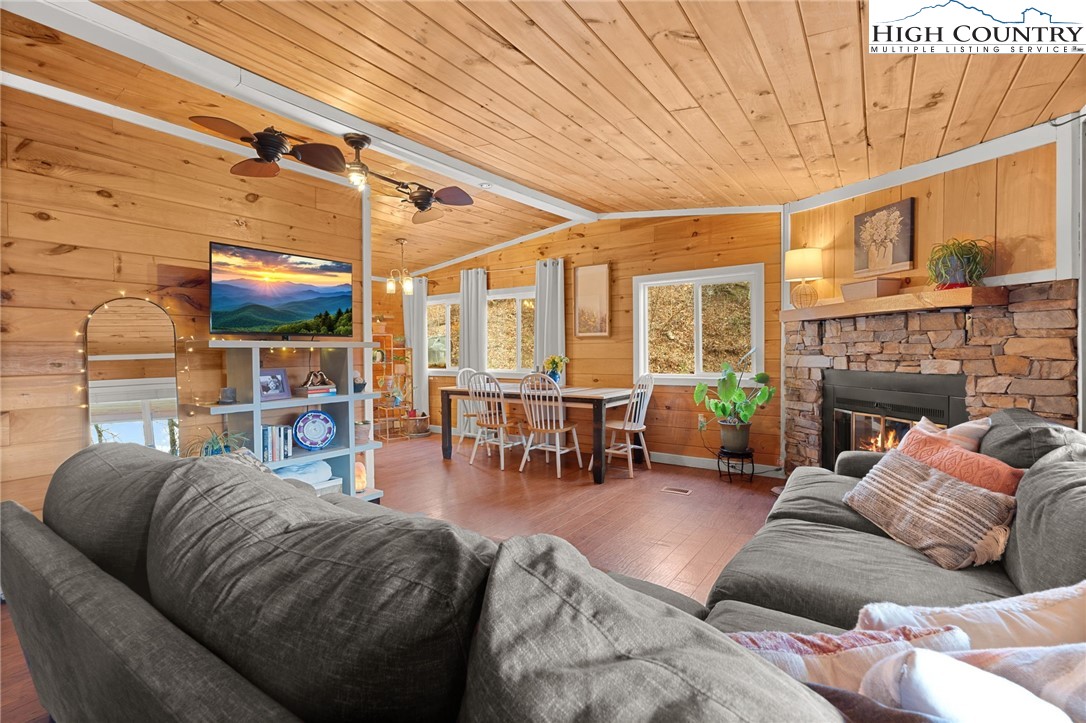 170 Rourke Ridge Road Deep Gap, NC 28618 - Photo 5 of 34