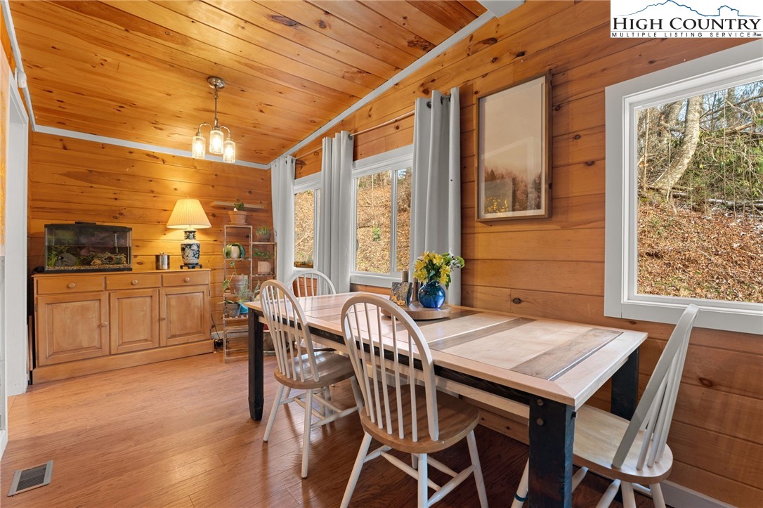 170 Rourke Ridge Road Deep Gap, NC 28618 - Photo 7 of 34