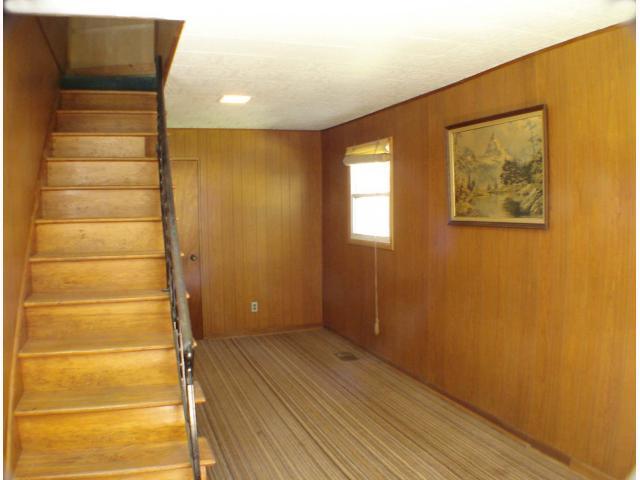 874 Bucknell Road Columbus, OH 43213 - Photo 9 of 16