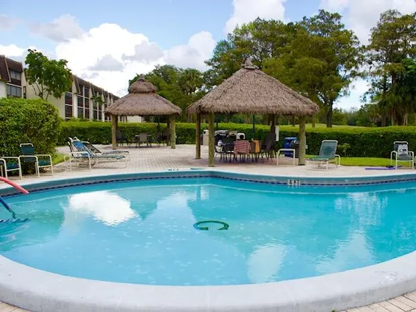 $1,850 | 6080 Northwest 44th Street, Unit 205, Lauderhill, FL 33319