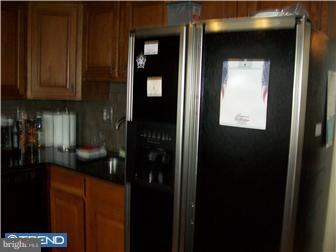 1812 Tomlinson Road Philadelphia, PA 19116 - Photo 6 of 12 Gallery Image 6