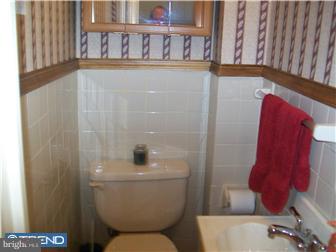 1812 Tomlinson Road Philadelphia, PA 19116 - Photo 10 of 12 Gallery Image 10