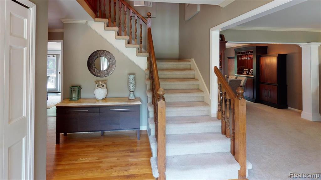 1343 Kingspath Drive Rochester Hills, MI 48306 - Photo 4 of 44