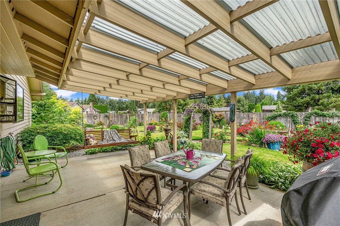 25431 Cromwell Road Monroe, WA 98272 - Photo 25 of 40 a outdoor view with a sitting space