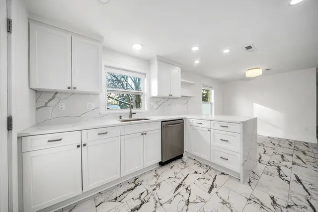 $755,000 | 219 Waverly Road, Unit 219, North Andover, MA 01845