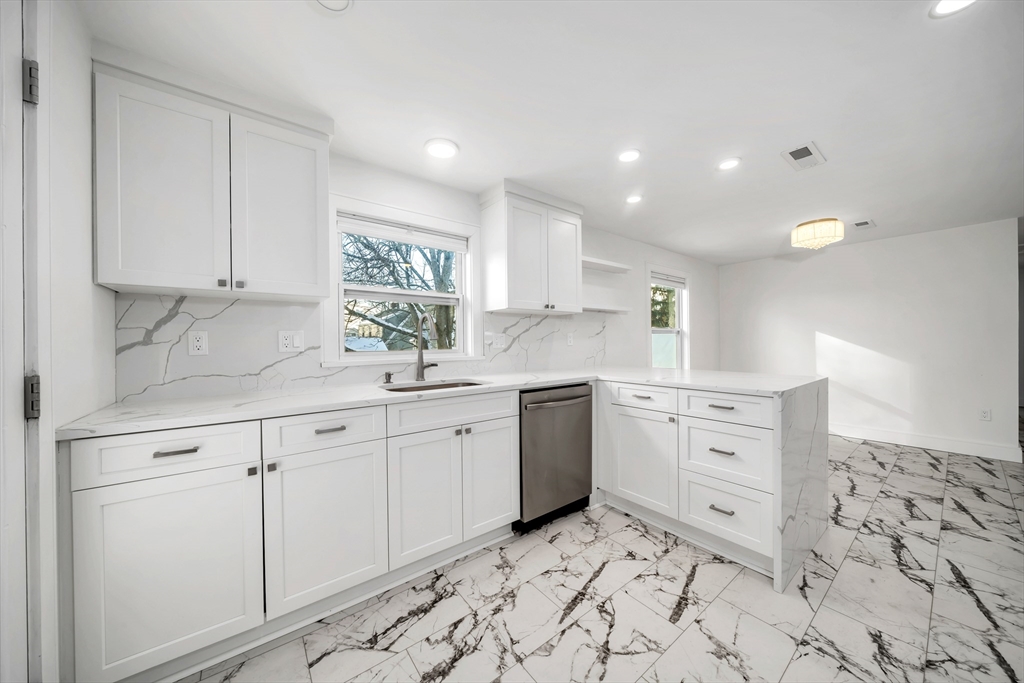 219 Waverly Road, Unit 219 North Andover, MA 01845 - Photo 2 of 36