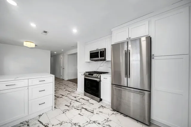 $755,000 | 219 Waverly Road, Unit 219, North Andover, MA 01845