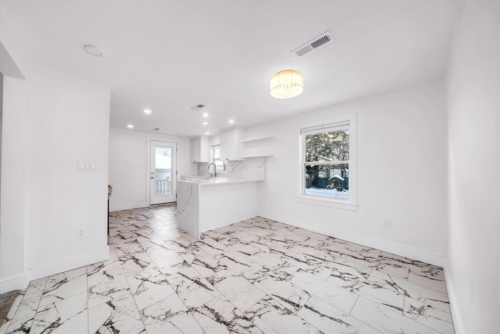 219 Waverly Road, Unit 219 North Andover, MA 01845 - Photo 4 of 36