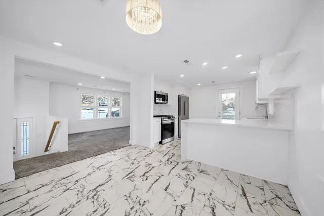 $755,000 | 219 Waverly Road, Unit 219, North Andover, MA 01845