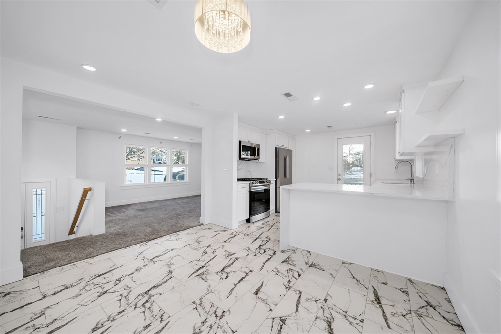 219 Waverly Road, Unit 219 North Andover, MA 01845 - Photo 5 of 36