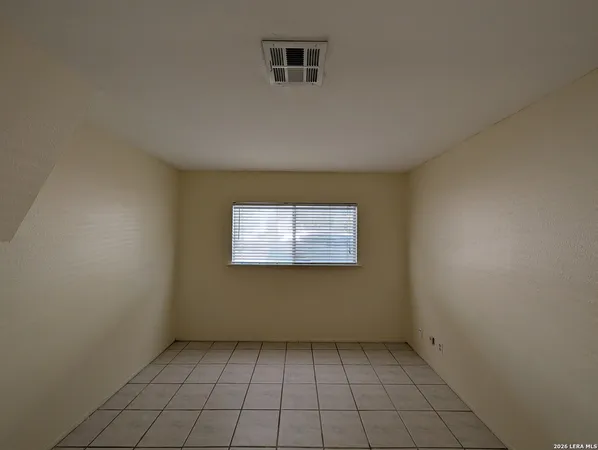 $1,150 | 164 South Union Avenue, Unit 102, New Braunfels, TX 78130