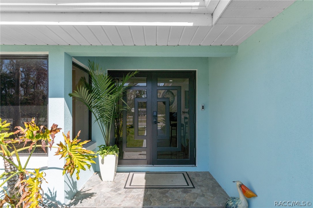 171 Southwest 3rd Street Crystal River, FL 34429 - Photo 4 of 59