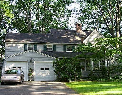 257 Lynnbrook Road Fairfield, CT 06825 - Photo 1 of 1 Gallery Image 1
