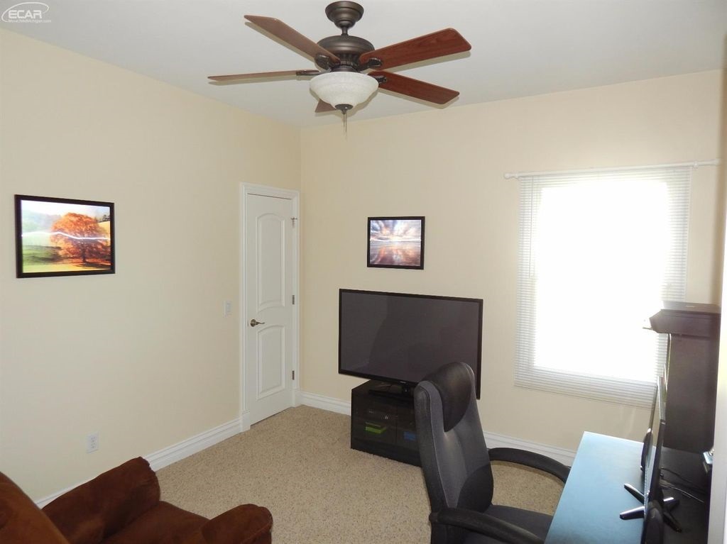 6339 East River Road Flushing, MI 48433 - Photo 8 of 10