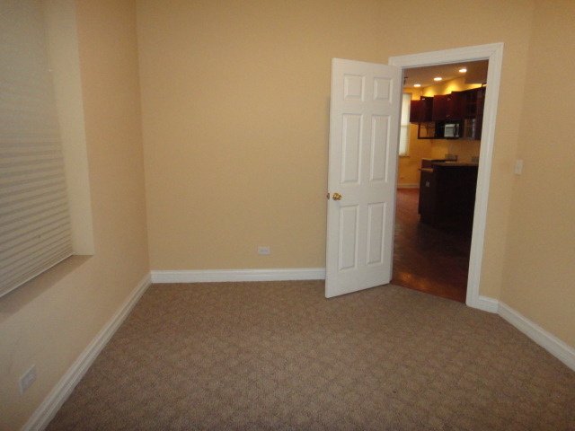 1520 East Marquette Road, Unit 2B Chicago, IL 60637 - Photo 10 of 12